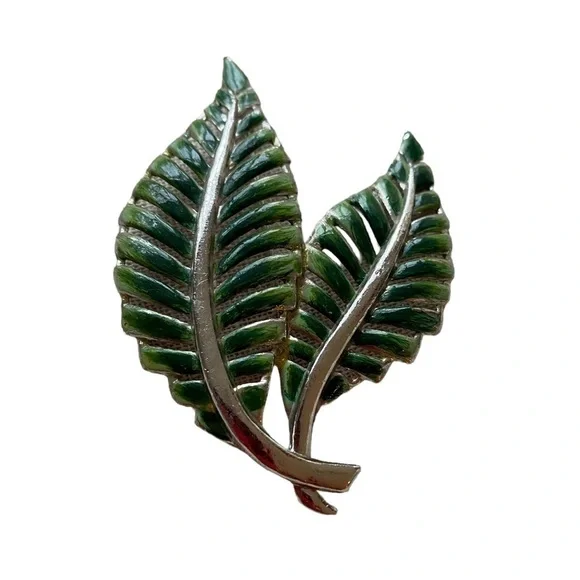 Coro Double Green Leaf Enamel Beautiful Art Deco 1940’s Vtg. Brooch Pin Marked